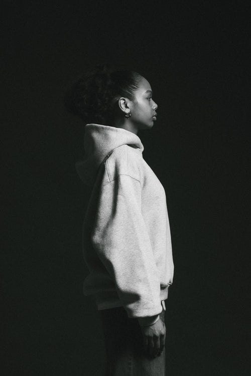 Hoodie gris (sweat à capuche)