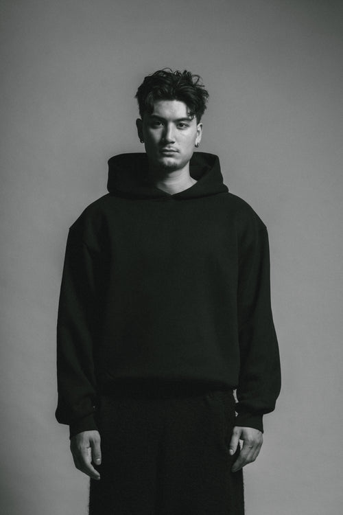 Hoodie noir (sweat à capuche)